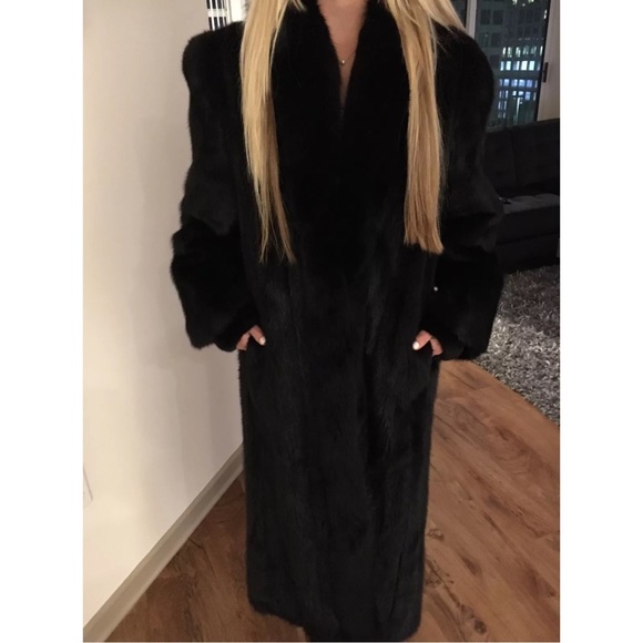 Custom authentic floor length Mink Coat - Picture 1 of 5